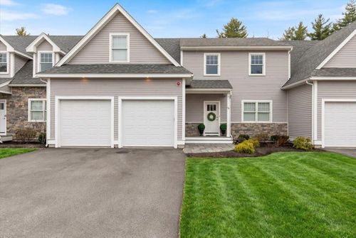 59 Kibrel Ct, Sandown, NH, 03873-2700 | Card Image
