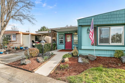 spc-222-2252 Table Rock Rd, Medford, OR, 97501-1435 | Card Image