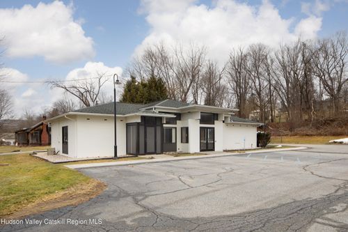 135 Route 44, Millerton, NY, 12546-5234 | Card Image