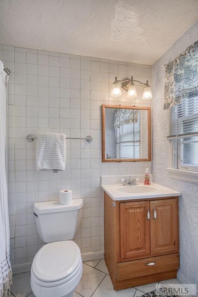163 E 24th Street, House other with 5 bedrooms, 3 bathrooms and 3 parking in Idaho Falls ID | Image 54