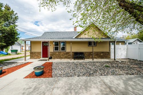 835 Olive St, Sheridan, WY, 82801-4939 | Card Image