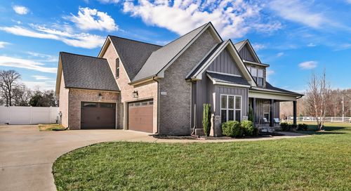 3232 Dunlop Ln, Clarksville, TN, 37043-1677 | Card Image