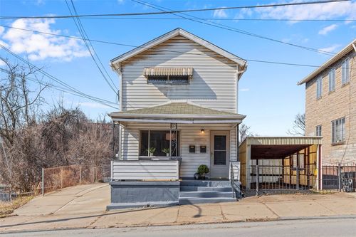 537 6th St, Braddock, PA, 15104-1637 | Card Image