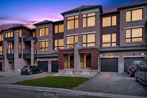 132 Blue Forest Cres, Barrie, ON, L4N | Card Image
