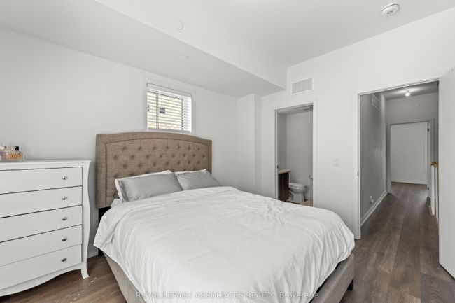 84 Tisdale Ave, House attached with 5 bedrooms, 4 bathrooms and 1 parking in Toronto ON | Image 21