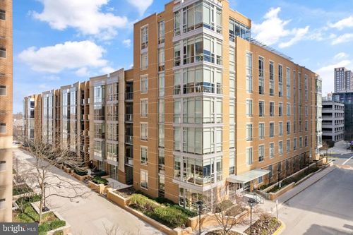 apt-406-12025 New Dominion Pkwy, RESTON, VA, 20190-6268 | Card Image
