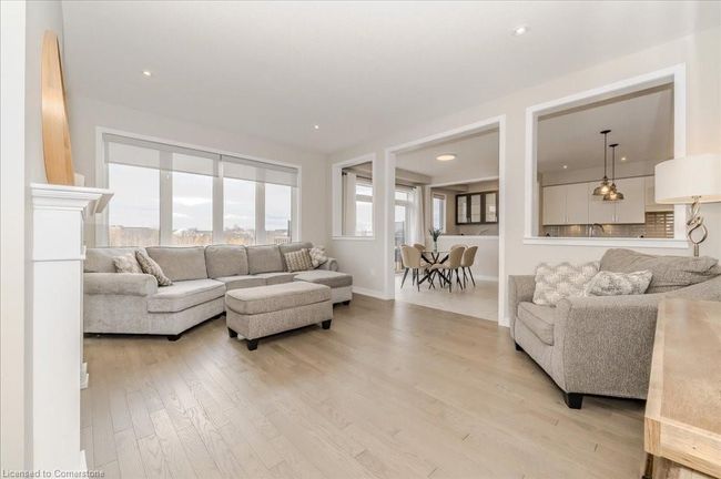 262 Dolman St, House other with 4 bedrooms, 3 bathrooms and 4 parking in Breslau ON | Image 7