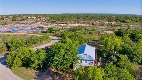 2433 County Road 102, Llano, TX, 78643-1841 | Card Image