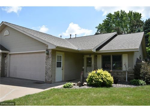 444 N 5th St, New Richmond, WI, 54017-1072 | Card Image