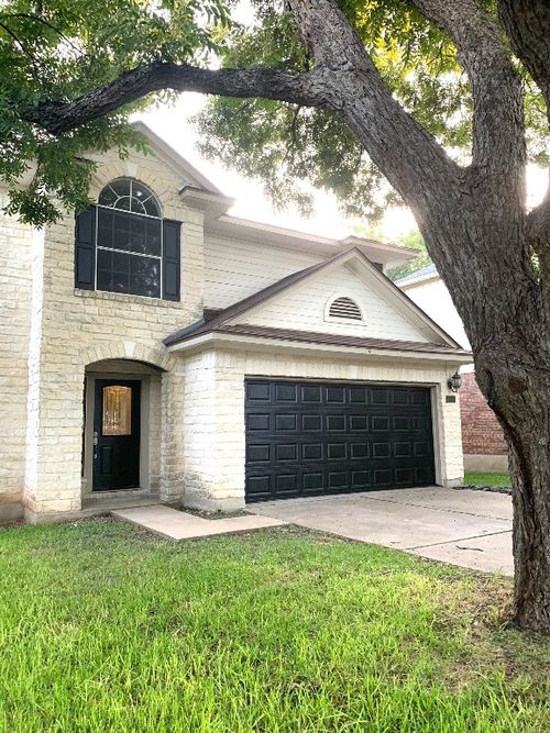 a-7504 Tovar Dr, Austin, TX, 78729-8017 | Card Image