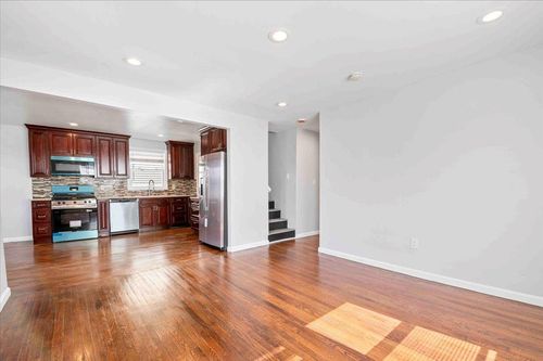 36 Underhill Ave, Roosevelt, NY, 11575-2431 | Card Image