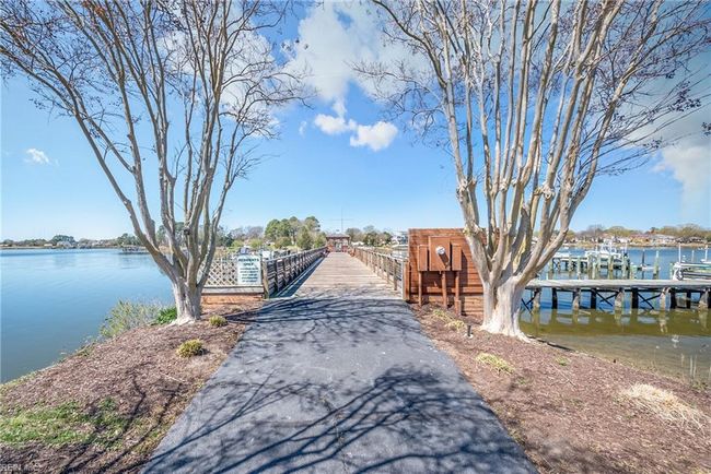 Heading to Gated Dock | Image 37