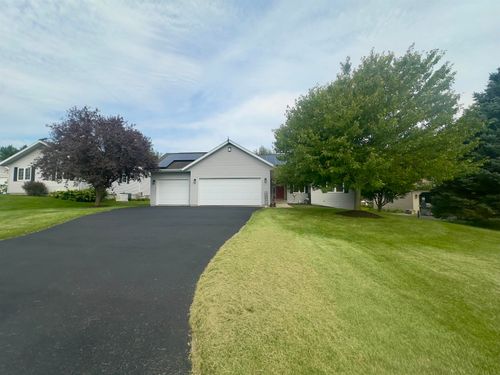 203 S Westview Dr, LANARK, IL, 61046-9109 | Card Image