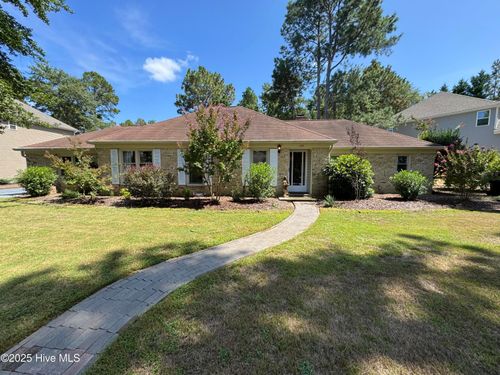170 Adams Cir, Pinehurst, NC, 28374-8058 | Card Image