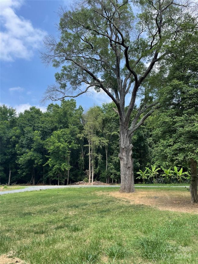 11333 Flowes Store Rd, House other with 3 bedrooms, 2 bathrooms and null parking in Midland NC | Image 4