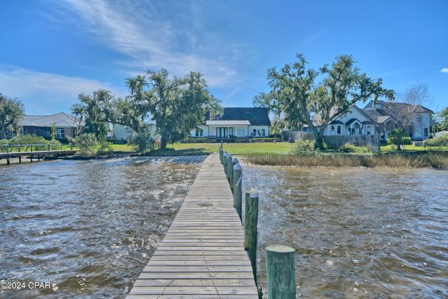 700 E 2 Nd St, House other with 4 bedrooms, 4 bathrooms and null parking in Lynn Haven FL | Image 75