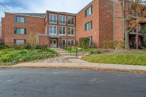 apt-220e-520 Biesterfield Rd, Elk Grove Village, IL, 60007-3374 | Card Image