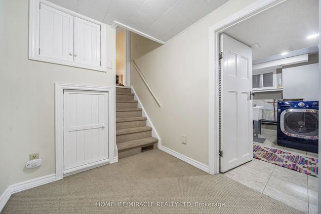 38 River View Dr, House other with 4 bedrooms, 3 bathrooms and 4 parking in Brampton ON | Image 33