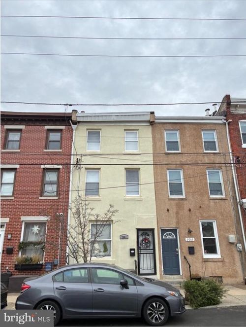 2061 E Hagert St, PHILADELPHIA, PA, 19125-1631 | Card Image
