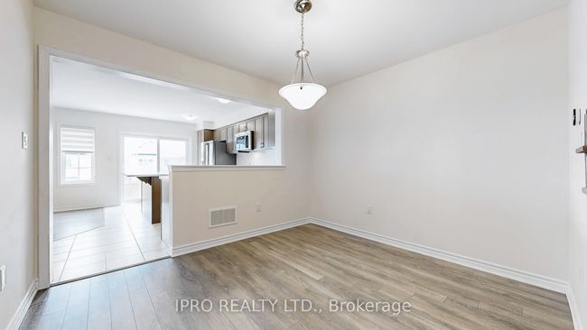 1145 Dragonfly Ave, House attached with 3 bedrooms, 3 bathrooms and 1 parking in Pickering ON | Image 7