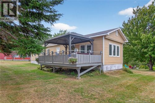 40 Donald St, Grande-Digue, NB, E4R4G5 | Card Image