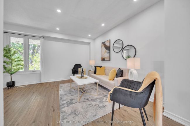 19 Palmer Dr, House other with 4 bedrooms, 3 bathrooms and 4 parking in Ajax ON | Image 12