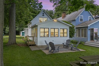 3373 Sandy Beach Street, House other with 2 bedrooms, 1 bathrooms and null parking in Wayland MI | Image 3