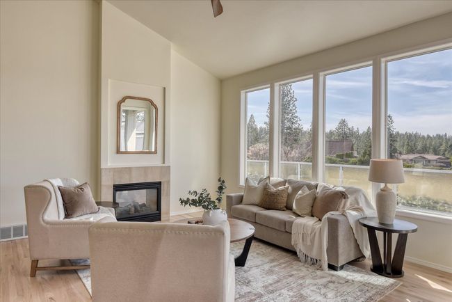 1814 S Viewcrest Ln, House other with 3 bedrooms, 3 bathrooms and null parking in Spokane Valley WA | Image 12