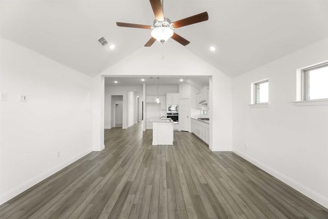 625 Brazos Dr, House other with 4 bedrooms, 3 bathrooms and null parking in Van Alstyne TX | Image 8