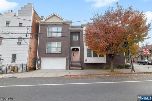 54-56 Oriental, Newark, NJ, 07104 | Card Image