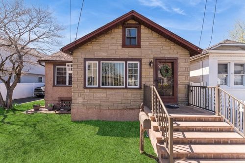 100 Evans Ave, Elmont, NY, 11003-2617 | Card Image