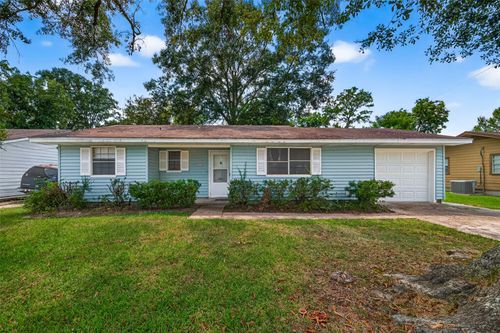 9225 Mclean St, Beaumont, TX, 77707-1224 | Card Image