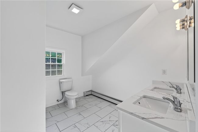 55 Warren St, Home with 5 bedrooms, 3 bathrooms and 5 parking in Providence RI | Image 19
