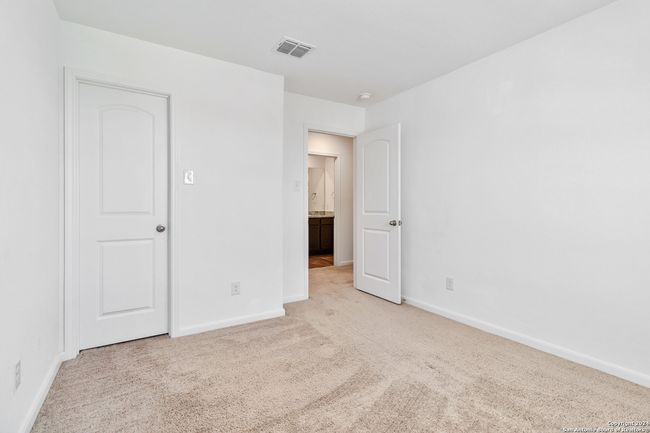 3146 Jackson Smt, House other with 4 bedrooms, 3 bathrooms and null parking in Converse TX | Image 17