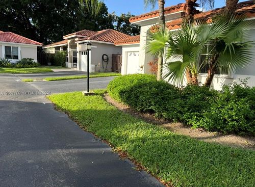 5758 Nw 97th Pl, Doral, FL, 33178-2670 | Card Image