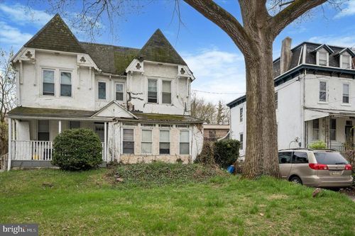 6813 N 7th St, PHILADELPHIA, PA, 19126-3033 | Card Image