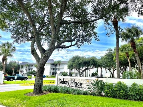 230 Se 10th St, Delray Beach, FL, 33483-3477 | Card Image