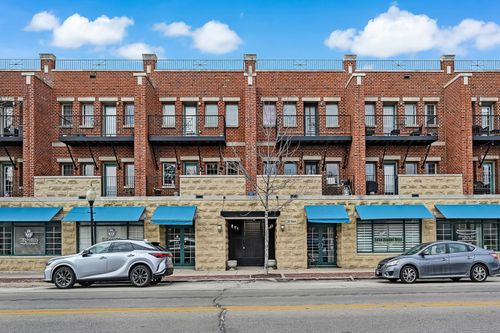 apt-6-210 Cass Ave, Westmont, IL, 60559-1770 | Card Image