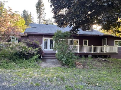 142 Little Rd, House other with 5 bedrooms, 2 bathrooms and null parking in Skamania WA | Image 2