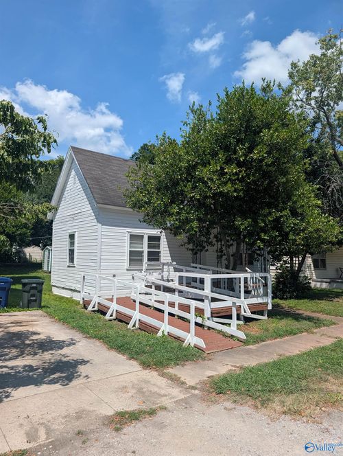 813 Halsey Ave Ne, Huntsville, AL, 35801-2921 | Card Image