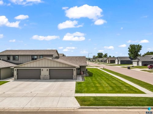 1101 Ryan Dr, Tea, SD, 57064 | Card Image