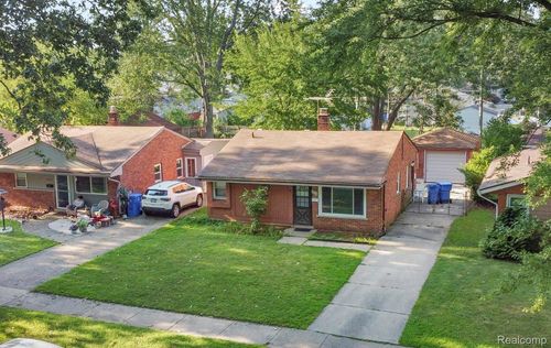 25016 Lehigh St, Dearborn Heights, MI, 48125-1639 | Card Image