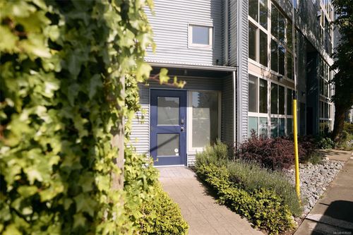 3-407 William St, Victoria, BC, V9A3Y8 | Card Image