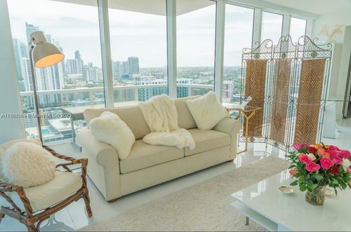 apt-2605-600 Ne 27th St, Miami, FL, 33137-5196 | Card Image