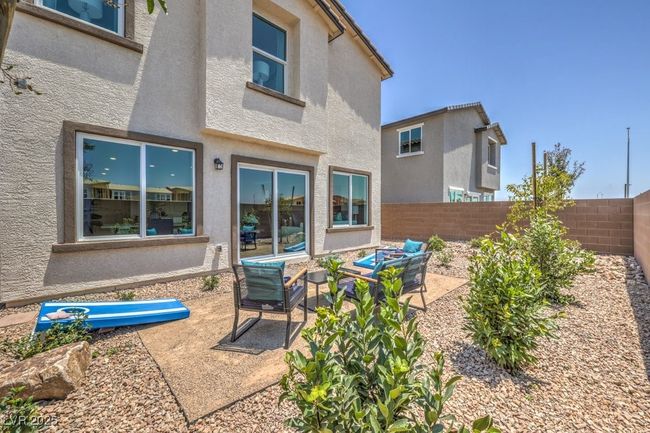 MODEL HOME/ Not actual home | Image 11
