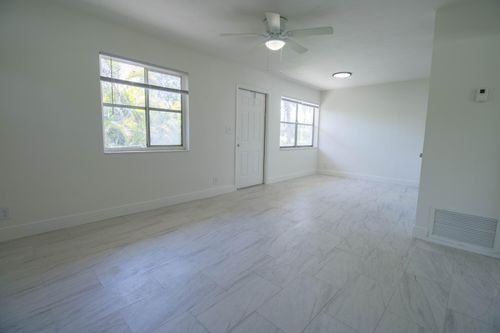 12-400 Sw 7th Avenue, Fort Lauderdale, FL, 33312 | Card Image