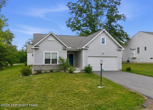 310 Golden Oaks Dr, White Haven, PA, 18661-4106 | Card Image
