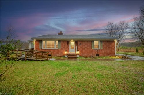 1301 Old Somerton Rd, Suffolk, VA, 23434-8725 | Card Image