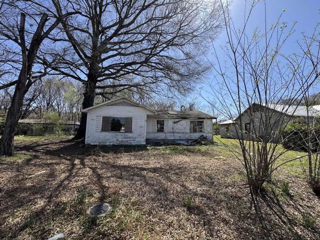 3309 Austin St, House other with 3 bedrooms, 1 bathrooms and 2 parking in Texarkana TX | Image 6