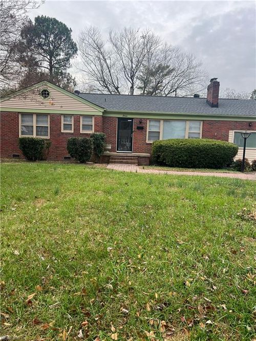 11 Markham Dr, Hampton, VA, 23669-2310 | Card Image